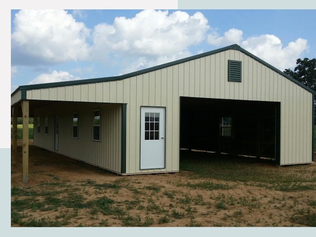 Строительство конюшен в Пскове