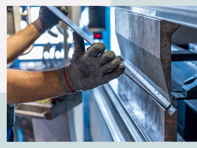 Гибка металла в Пскове